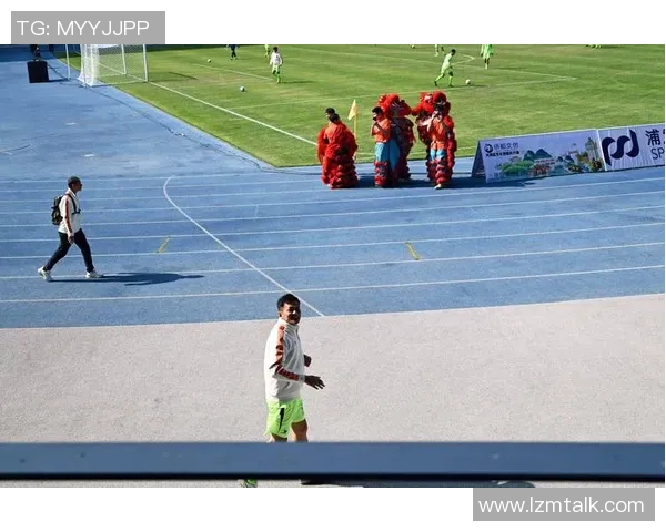 江门足球明星赛精彩瞬间回顾与现场视频全记录