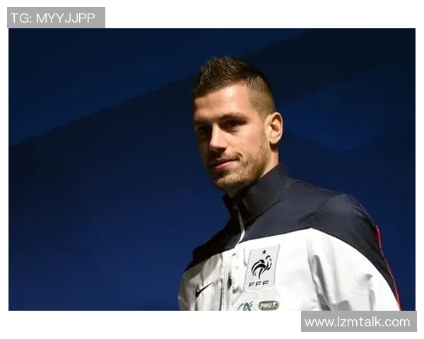 施耐德足球明星阵容揭秘及其在足球界的影响力分析 施耐德足球明星阵容揭秘及其在足球界的影响力分析